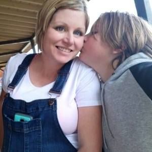 Meet your Posher, April